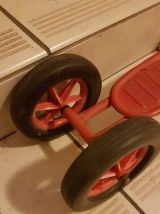 trotinette pliable 3 roues de marque Nordy rouge et blanche