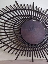 grand miroir en rotin vintage foncé forme ORTF des années 60