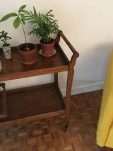 Jolie petite desserte mobile /étagère vintage