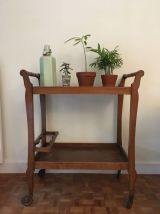 Jolie petite desserte mobile /étagère vintage
