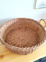 Joli panier rond en rotin