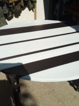 table ronde bois peint de 1,60 de diamètre 0,74 de hauteur 