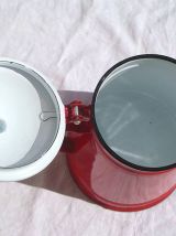 pichet , cafetière en acier émaillé ,  vintage