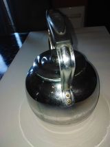 bouilloire en cuivre chromée