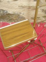 Porte revue en métal doré et cendrier