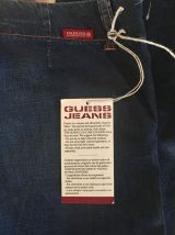 Jean bootcut vintage marque Guess Taille 26