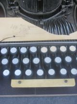 Machine a écrire Hammond 1900