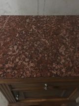 Chevet « Red Marble »