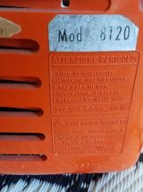 TV portable Prince orange vintage qui s'allume 