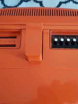 TV portable Prince orange vintage qui s'allume 