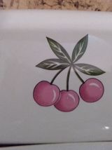 BEURRIER- céramique décor  cerises