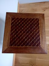 Tables gigognes marquetées