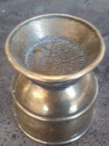 Coquetiers en laiton et leur support