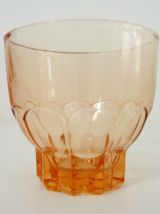 Lot de 6 verres anciens, verre pressé rose, apéritif 