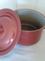 cocotte ,faitout, casserole marmite émaillée en métal (tôle)