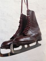 Paire de patins à glace années 1930