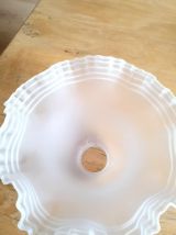 Jolie suspension en opaline 