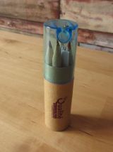 COFFRET  6 CRAYONS DE COULEUR +TAILLE CRAYON