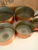 Lot de 5 casseroles " Fabrication française " en cuivre 