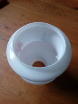 Globe abat-jour en opaline avec décor enfant