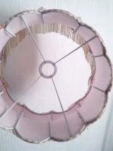 Abat-jour à franges rose 