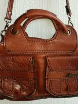 Sac vintage cuir authentique couture impeccable 