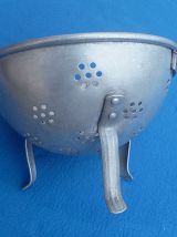 passoire  en  aluminium , vintage