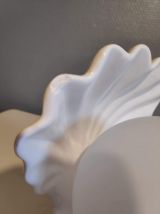 duo de lampes coquille céramique blanche et globes opaline 