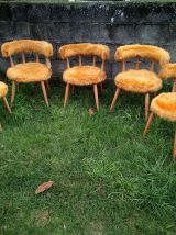 fauteuil année 60 70 fourrure moumoute vintage retro