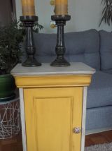 Table chevet rénovée 