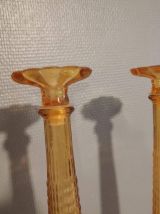 paire de carafes couleur ambrée