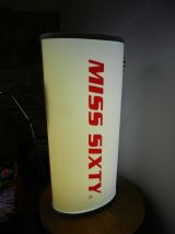 enseigne lumineuse miss sixty