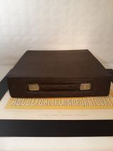 Machine à ecrire  Portable Mercedes Red Yellow 1970