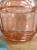 Boîte art déco en verre rose