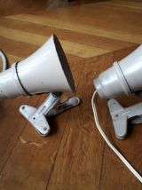 Une paire d'appliques vintage Mazda à pinces