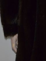 Manteau imitation fourrure marron avec grand col T.40