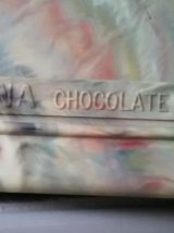Ancienne grande boîte publicitaire en bakélite (chocolat)