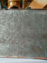 Ancienne boîte en tôle lithographiée 