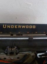 Machine a ecrire underwood portable