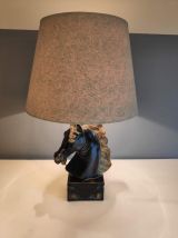 lampe tête de cheval en plâtre et abat-jour gris bleu