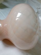 Suspension en verre en forme de fleur  de couleur rose