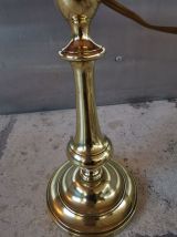 Lampe à poser en laiton doré 