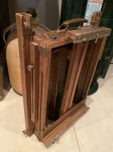 Ancien chevalet de peintre en bois pliable de 1930