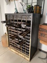 Ancien meuble industriel d'atelier métal vintage