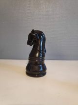 pièces d'échec pour décoration en céramique blanche ou noire