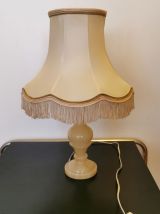 Lampe en albâtre abat-jour à franges 