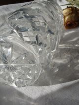Vase en cristal taillé