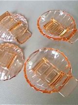 4 coupelles en verre rose