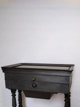 table de chevet travailleuse 