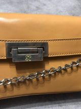 Magnifique sac à main en cuir véritable